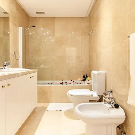 Luxury 3 Bedroom With Sea View Solarium Apartment
