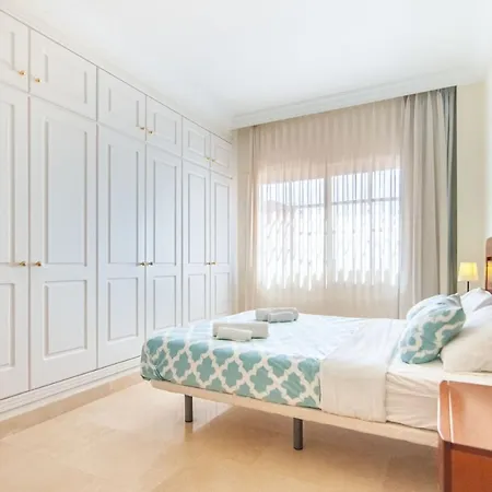 Luxury 3 Bedroom With Sea View Solarium Apartment *