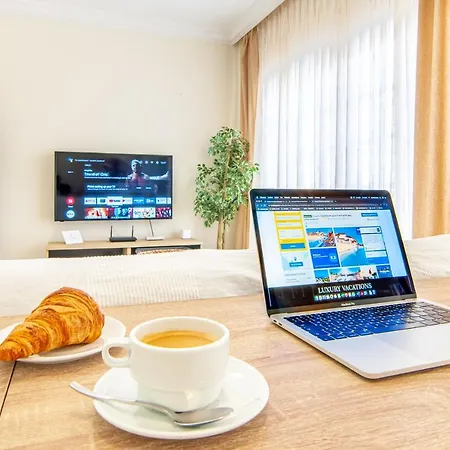 Luxury 3 Bedroom With Sea View Solarium Appartement *