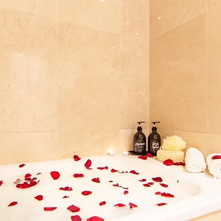 Luxury 3 Bedroom With Sea View Solarium *